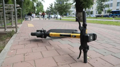 Электросамокатам запретили ездить по тротуарам в Казахстане