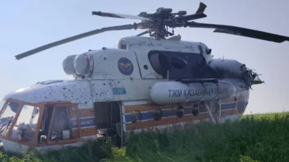 На борту находились 13 человек: подробности жесткой посадки вертолета Ми-8 в Павлодарской области