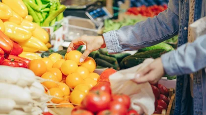 Цены на продукты в Казахстане пошли вниз: что подешевело за неделю