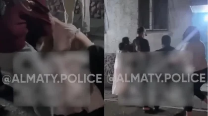 Две женщины избили прохожую прямо на улице в Алматы: что произошло (ВИДЕО)