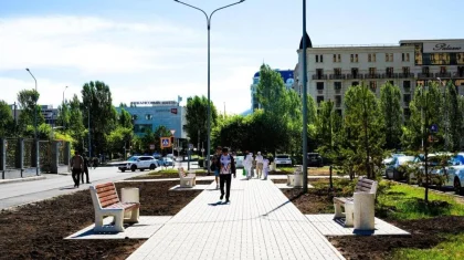 В Астане открыли Аллею Конституции