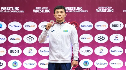 Казахстанские борцы завоевали 18 медалей на чемпионате Азии U20