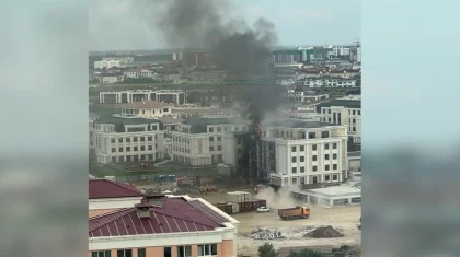 Загорелась кровля: пожар произошел в элитном ЖК «VIP-городок SARANDA» в Астане
