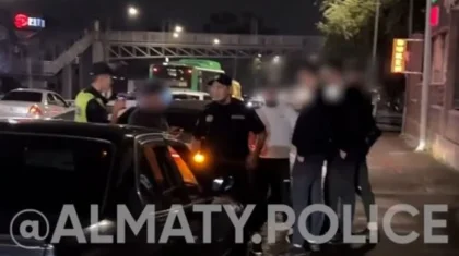 Задержаны восемь человек: массовую драку предотвратили в Алматы (ВИДЕО)