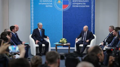 Токаев предлагает рассмотреть вариант заморозки конфликта в Украине