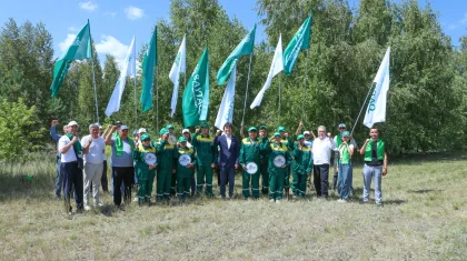 Партия «Байтақ» представила предвыборную программу в зеленом поясе столицы