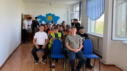 Партия «Байтақ» встретилась с железнодорожниками Экибастуза