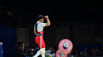 Казахстанские штангисты завоевали три медали на чемпионате Азии