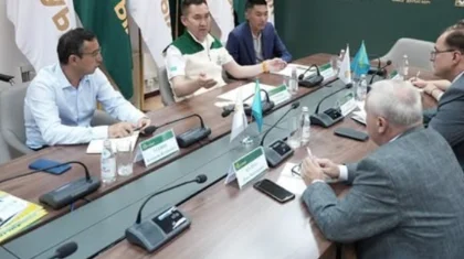 Партия «Ауыл» провела встречу с представителями Миссии наблюдателей от СНГ
