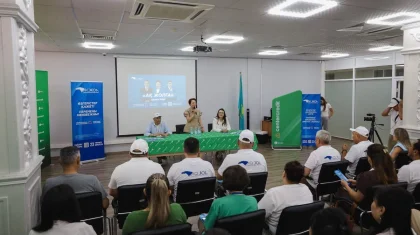 «Ак жол» обсудил в ВКО долговые проблемы граждан и налоговую реформу