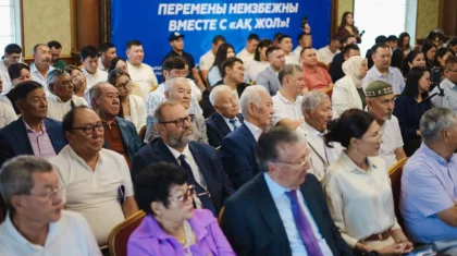 Партия «Ак жол» обсудила с бизнесом поддержку отечественного производства