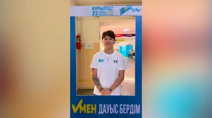 Назым Кызайбай проголосовала на выборах депутатов в Курултай