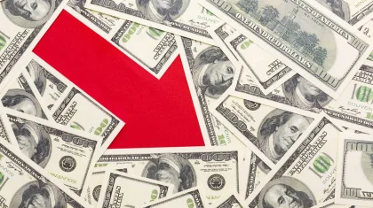 Развернулся после роста: курс доллара на KASE снизился
