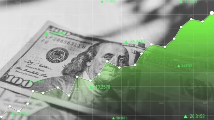 Доллар дорожает второй день подряд на биржевых торгах