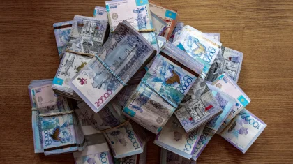 Два госслужащих в Жетісу пополнили счета на 7,7 млн теңге и лишились должностей