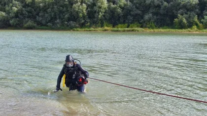 Тело пропавшего после опрокидывания лодки мужчину нашли на Иртыше