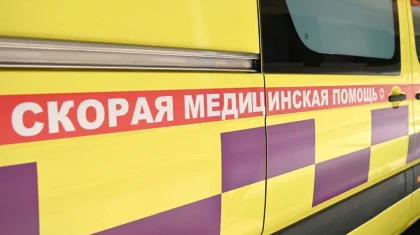 Пожилая женщина выпала из окна второго этажа в Усть-Каменогорске