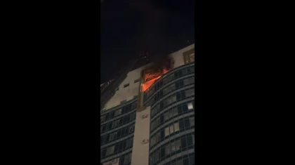 Пожар вспыхнул глубокой ночью в 14-этажном ЖК в Астане (ВИДЕО)