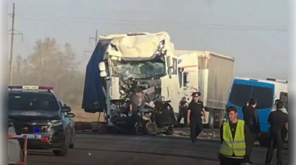 Массовое ДТП произошло на трассе в Костанайской области: один человек погиб