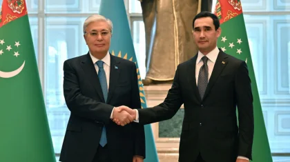 Президент Казахстана поздравил руководство Туркменистана с Днем Независимости