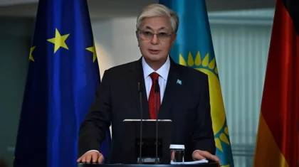 Эксперт: президент делает все возможное для мира и стабильности в Казахстане