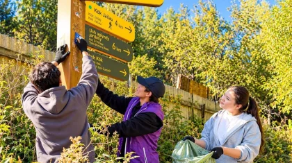 Молодежное крыло партии «Әділет» запустило акцию по борьбе с вандализмом по всему Казахстану