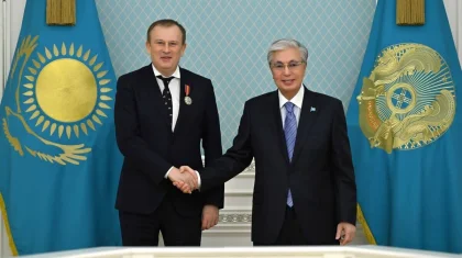 Президент Казахстана наградил губернатора Ленинградской области орденом «Достық»
