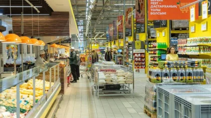 День Республики: где можно купить продукты и другие товары со скидками до 50%