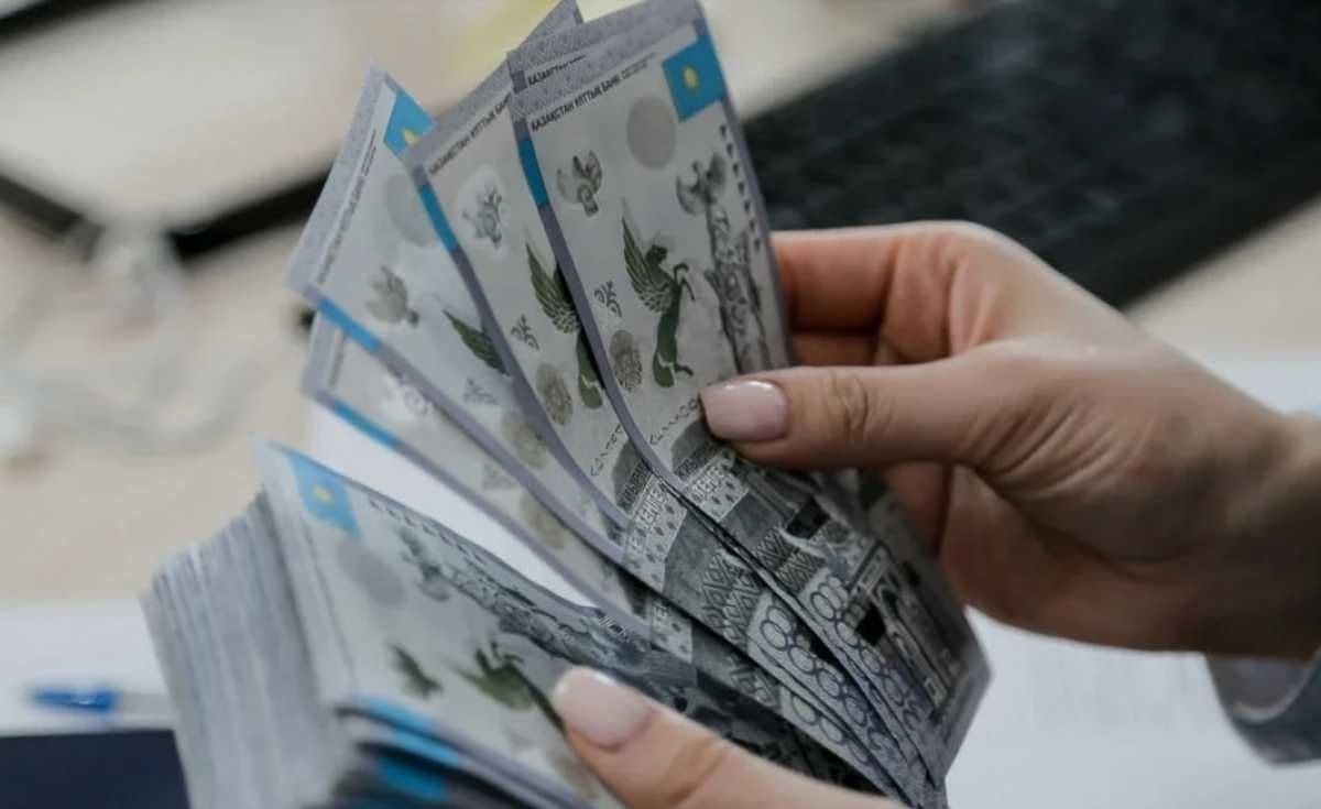 В хищении 36 миллионов тенге подозревают сотрудников Управления образования Туркестанской области