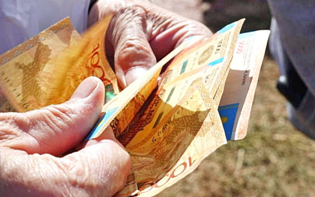 34-летний сын отбирал деньги у пожилой матери в Нур-Султане