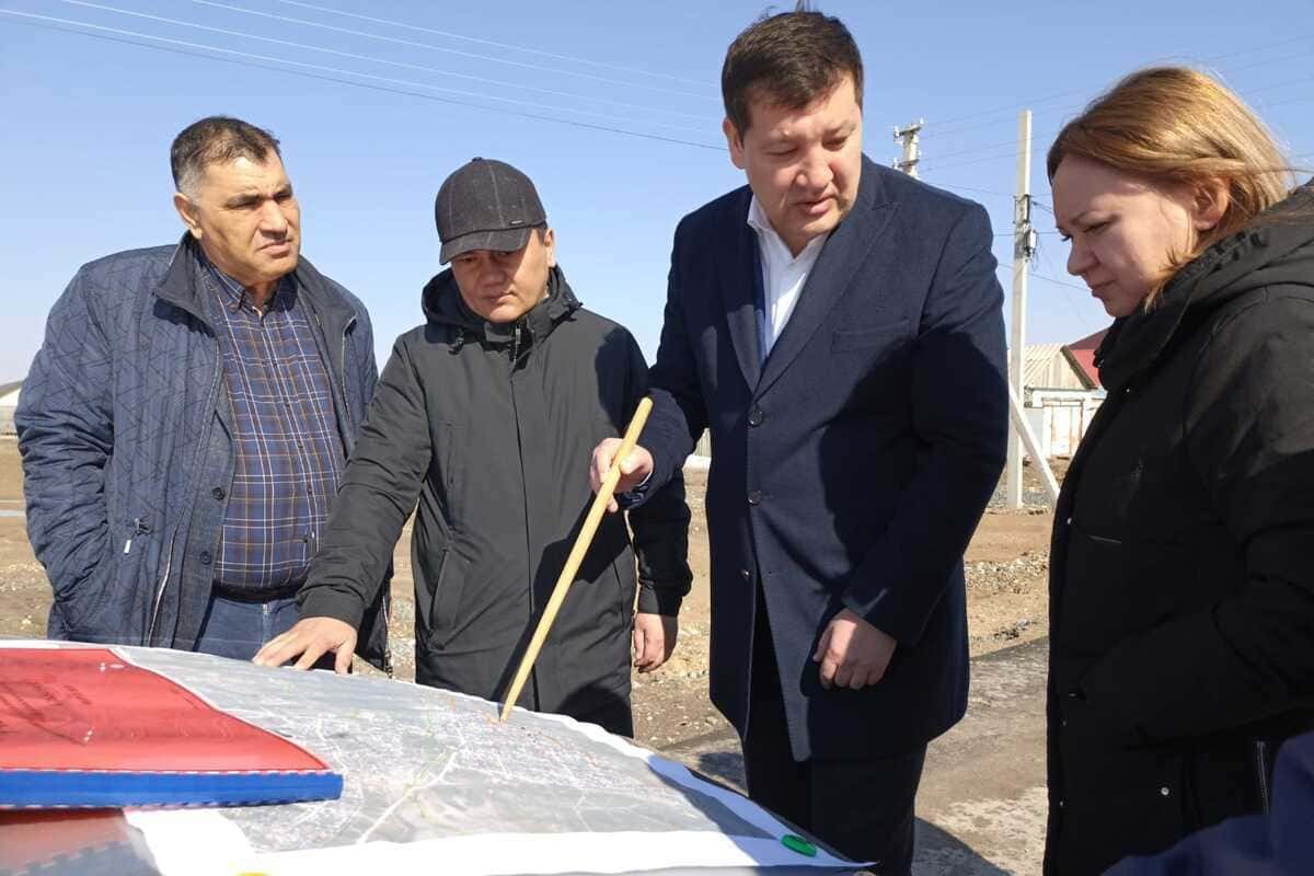 Мажилисмены встретились с жителями подтопленных районов ЗКО