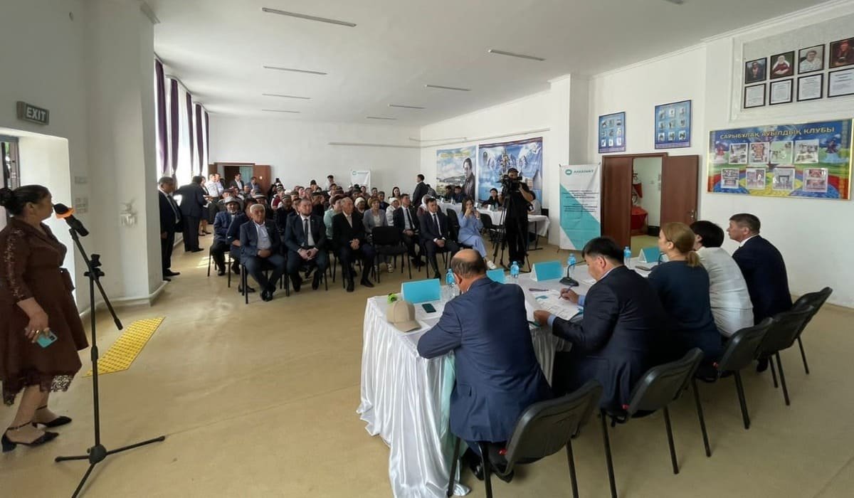 Мобильные общественные приемные партии «AMANAT» выехали в Алматинскую и Костанайскую области