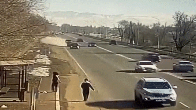 Обгон закончился трагедией: страшное ДТП попало на видео в области Жетысу