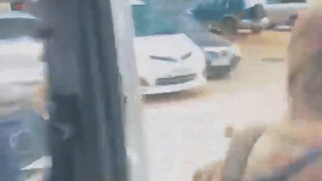 Избивали несколько часов и требовали отдать автомобиль: в Актобе задержали пятерых мужчин (ВИДЕО)